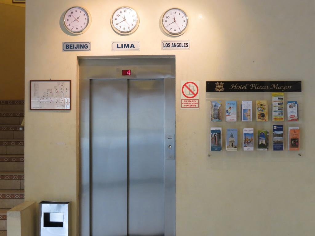 Hotel Plaza Mayor Lima Bagian luar foto