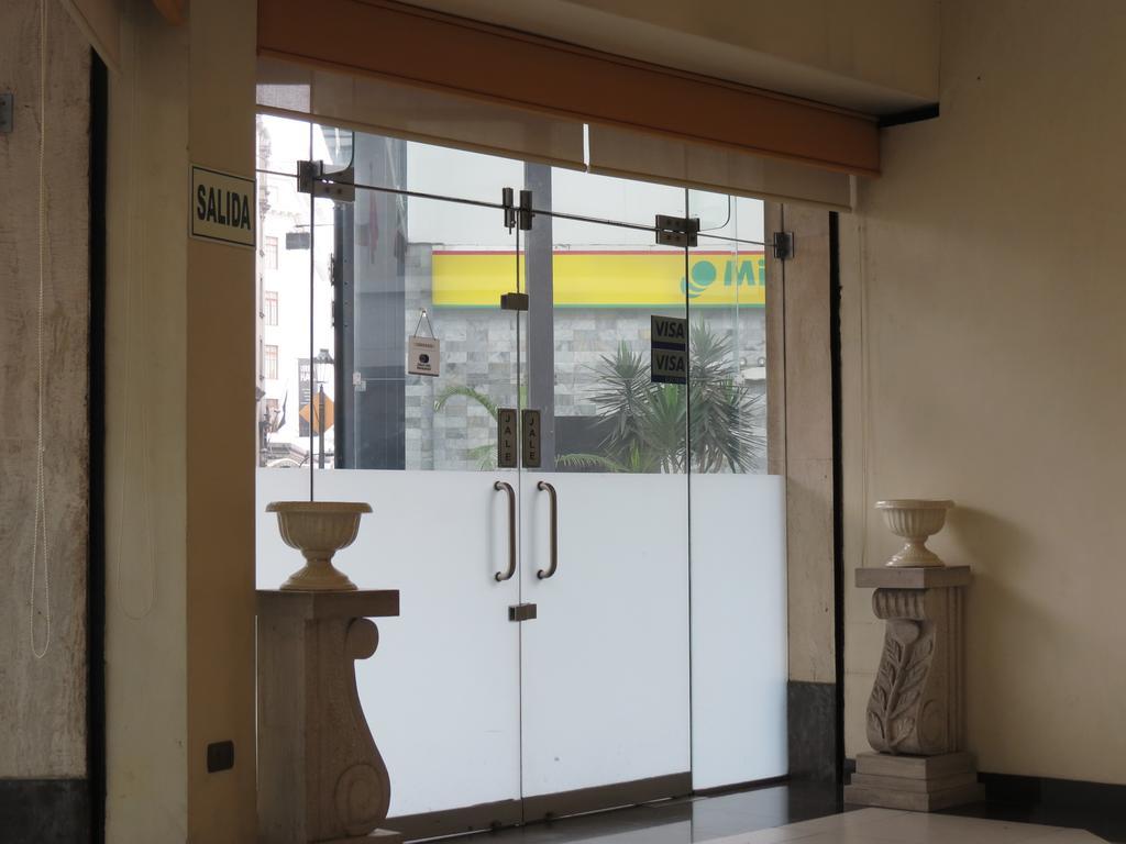 Hotel Plaza Mayor Lima Bagian luar foto