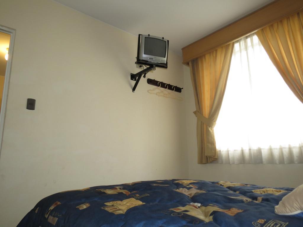 Hotel Plaza Mayor Lima Ruang foto